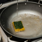 Dish Washing: Revive your Old Dirty Sponge With This Clever Trick!