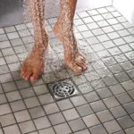 Shower habits that shouldn’t be part of an everyday routine